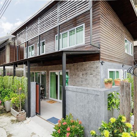 방콕 Baan Boon B&B 외부 사진