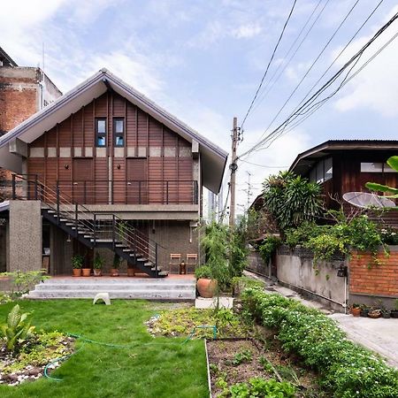 방콕 Baan Boon B&B 외부 사진