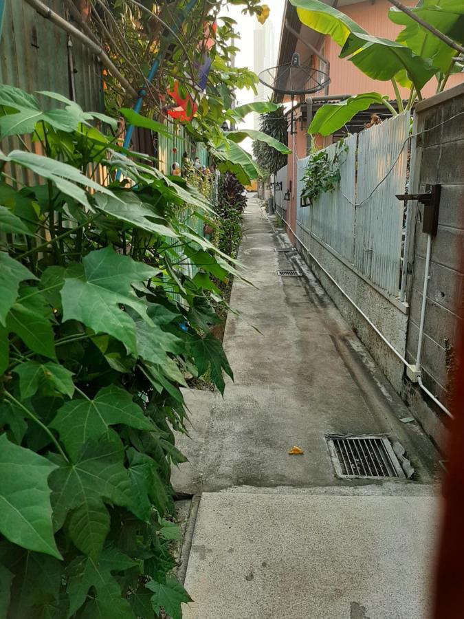방콕 Baan Boon B&B 외부 사진